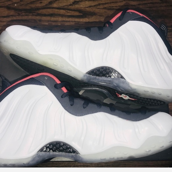 Nike foamposite Olympic sz8.5 - Picture 2 of 8